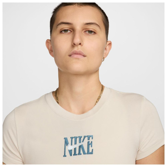 Nike Γυναικεία κοντομάνικη μπλούζα Sportswear Slim Phoenix Tee